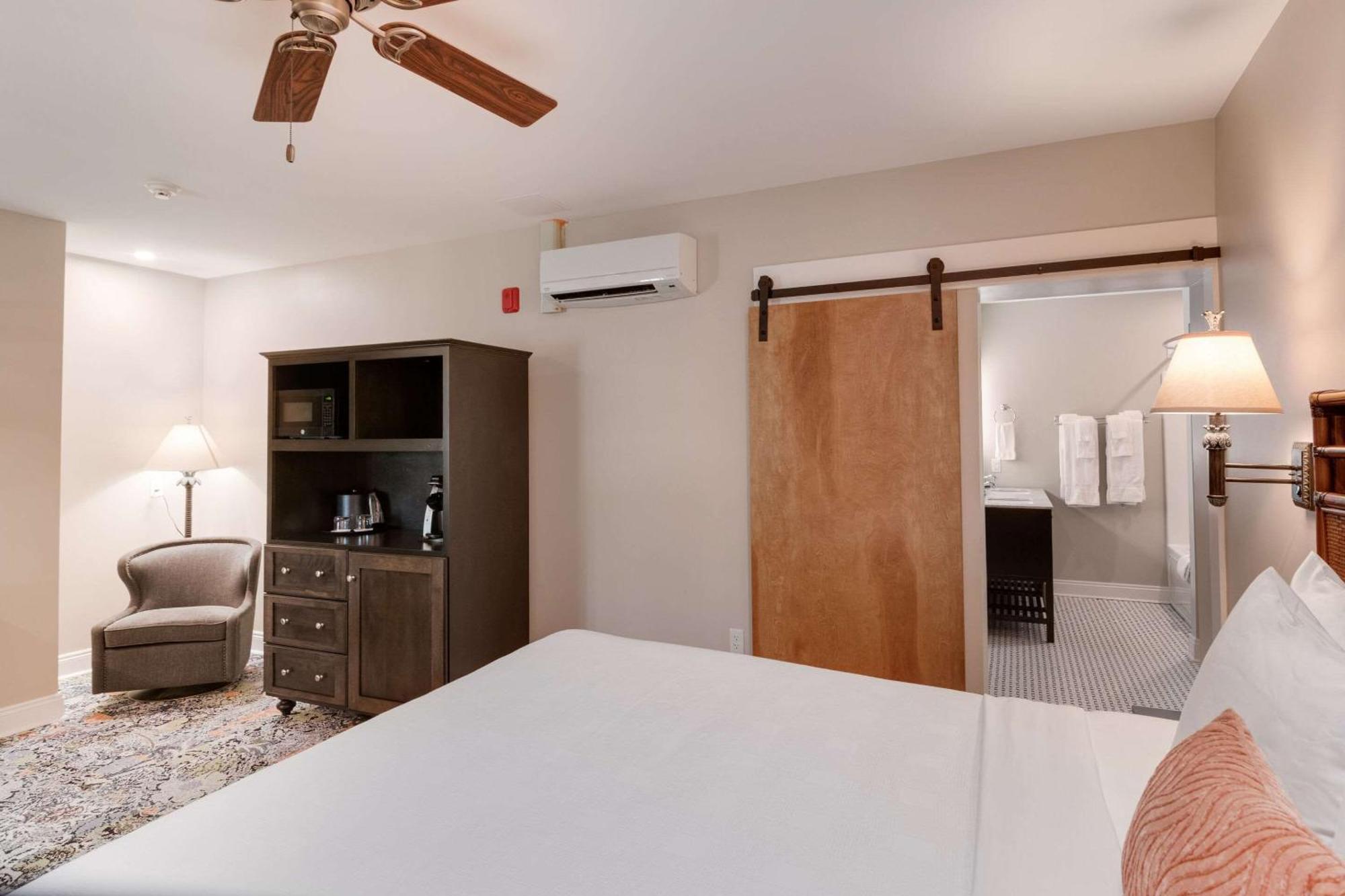The Port Inn And Cottages, Ascend Hotel Collection Port St. Joe Kültér fotó